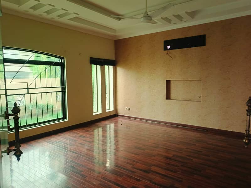 One Kanal Luxurious House With Basement Available For Rent At Prime Location Of DHA Phase 5 40