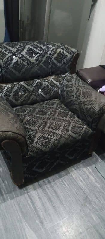 5 seater sofa 3