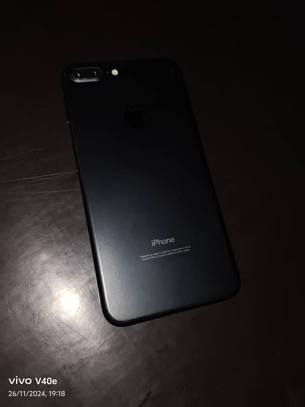 iPhone 7 Plus 0