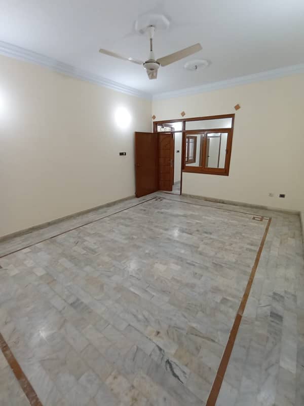 Well Mentain 3 Bed D/D For Silent Commercial Purpose Available For Rent Prime Location Gulshan-e-Jamaal Block-E 4