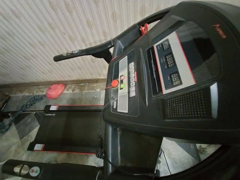 Treadmill machine by Apollo 2