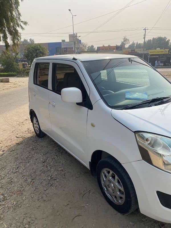 Suzuki Wagon R 2018 1