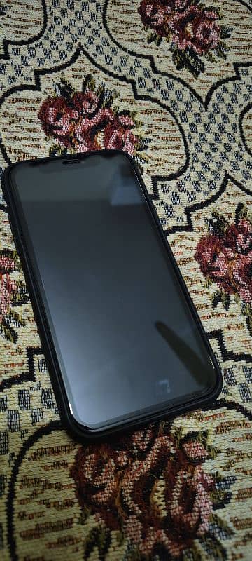 iphone XR 64gb jv 99 health 0