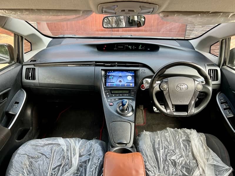 Toyota Prius 2015 8