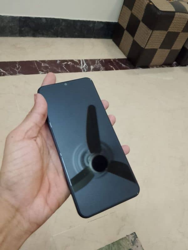 vivo Y18 4/128 urgent sale karna hay 1