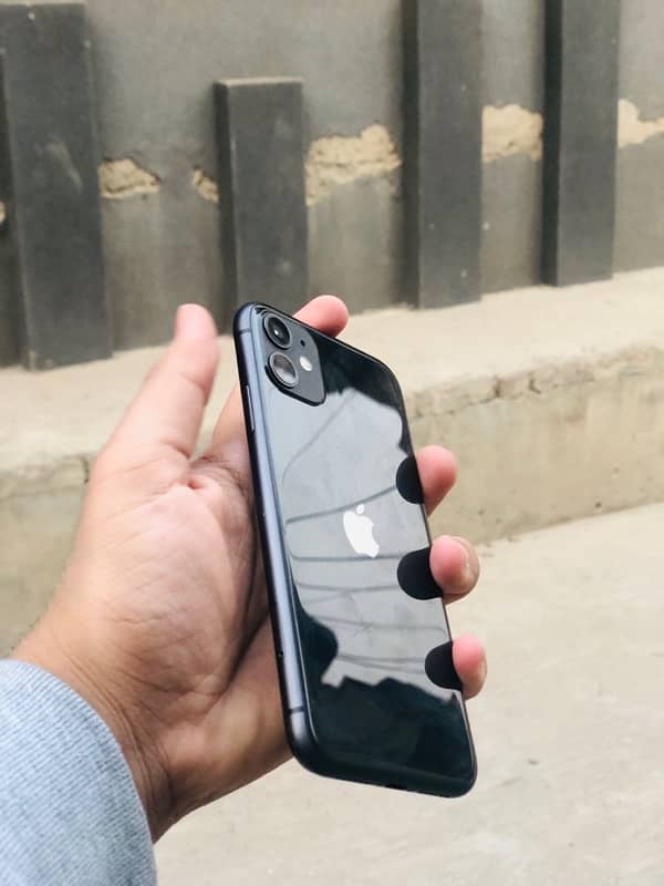 iPhone 11/128GB factory unlock 7