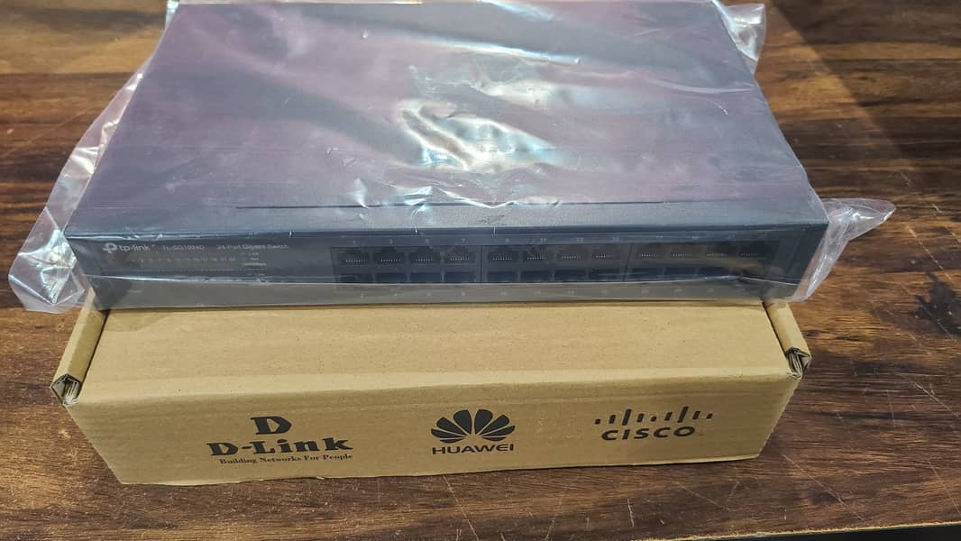 Tplink TL-SG1024D 24-Port Gigabit Desktop/Rackmount Switch (With Box) 0