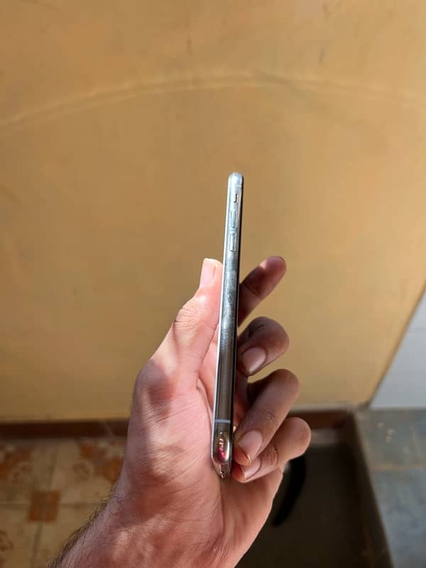 iphone x 256gb pta approved 1