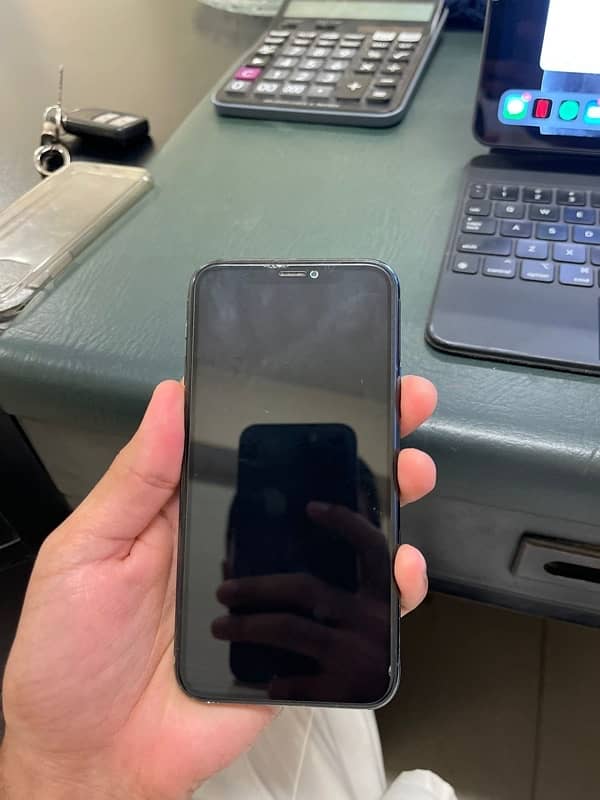 Iphone 11 Pro with Box - 256GB Dual PTA Approved 6