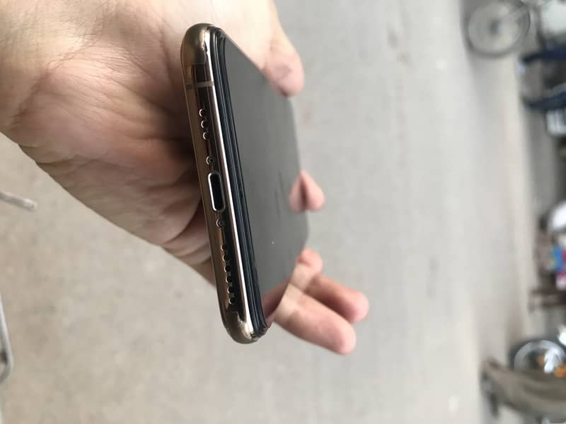 iPhone XS 64GB Gold PTA APPROVE DUAL SIM 8