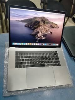 Apple MacBook Pro 2019 15"  Intel core i9 32/512