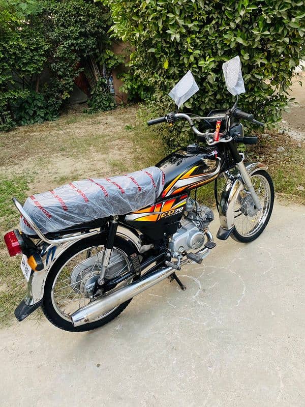 Honda CD 70 2022Model original bike condition best for 2023and 2024 5