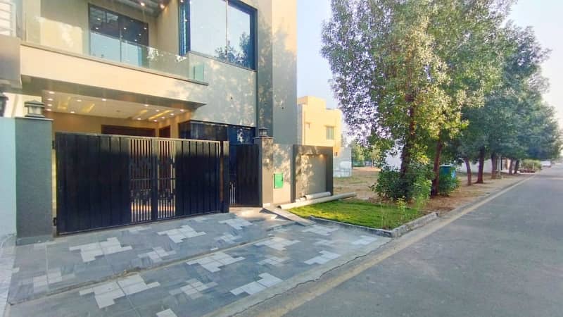 5 Marla Brand New House For Sale In Bahria Orchard Phase 2 Raiwind Road Lahore 29