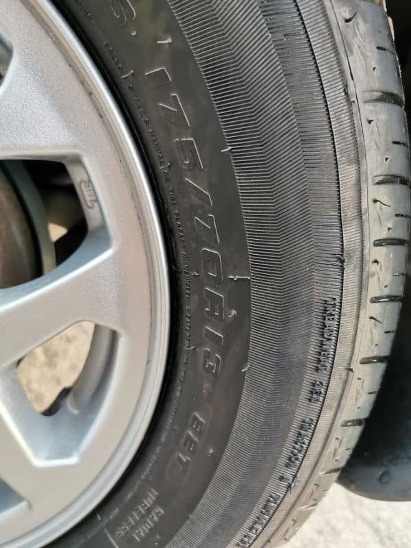 Zextour tyres 175/70/r13 For sale. 4