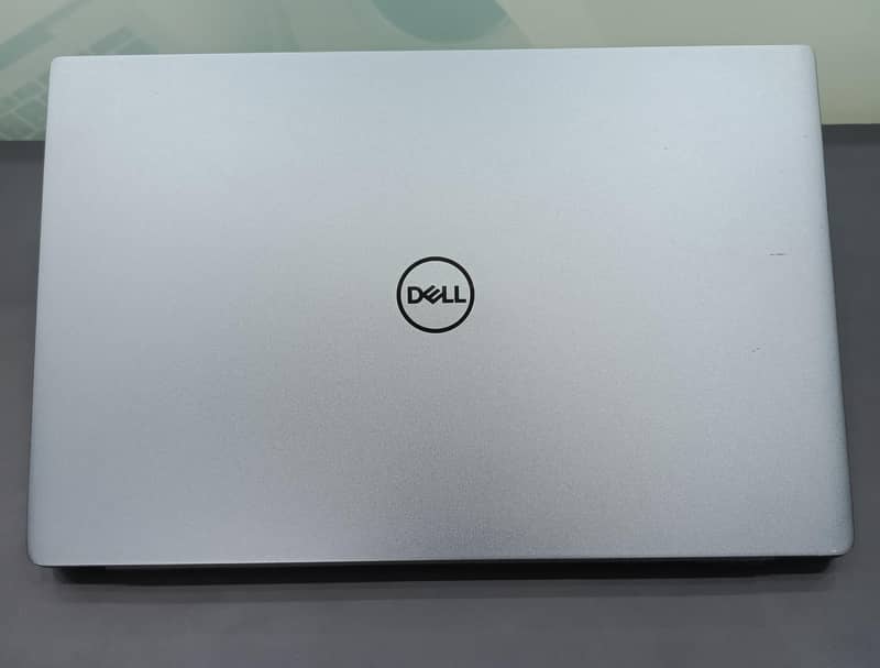 Dell Vostro 5590 Core i5 10th Gen Intel Corei5-10th|16GBRAM|256GB SSD 9