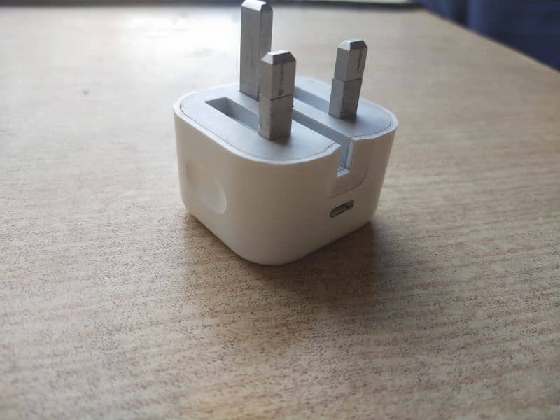 apple type C adapter 20W 3