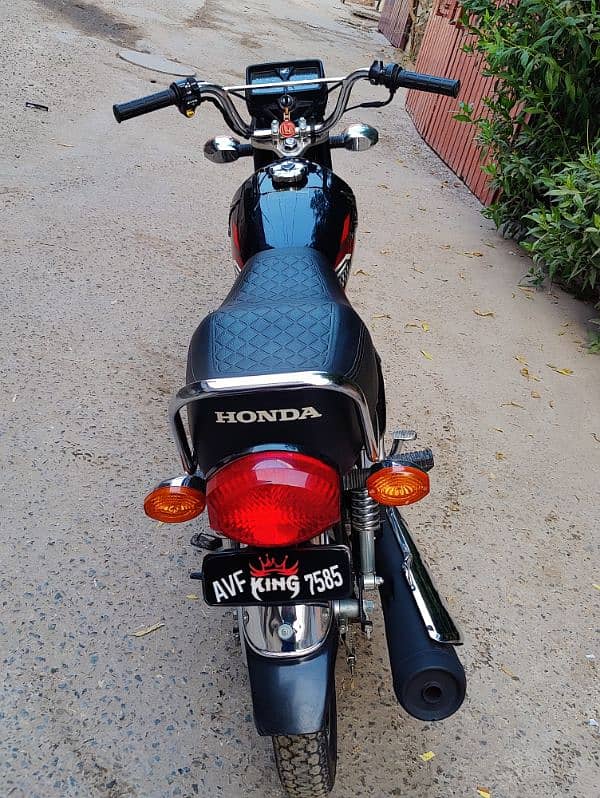 Honda CG 125 2024 4