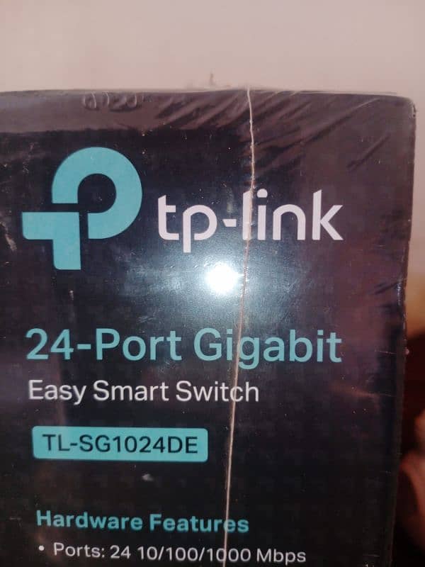 TP-Link 24-Port Gigabit Easy Smart Switch TL-SG1024DE 0