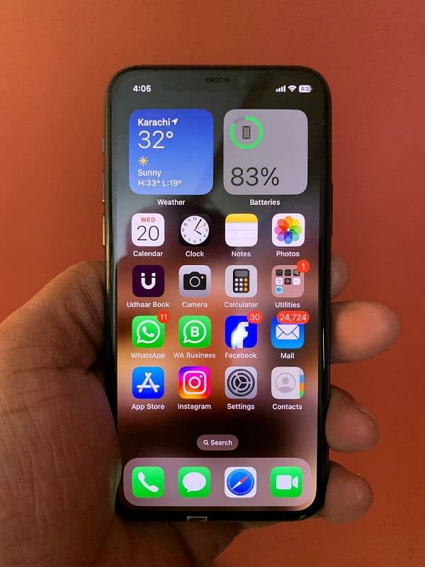 *iphone 11 pro 256gb PTA Approved* 0