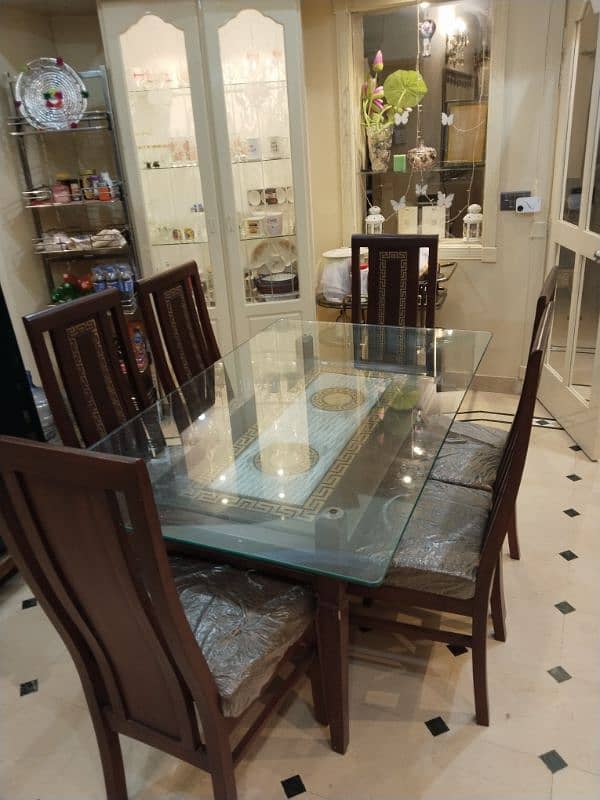 Dining Table with 6 Chairs 2