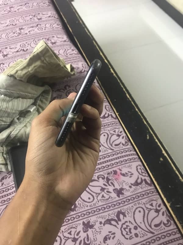 iPhone 8 Plus non pta 4