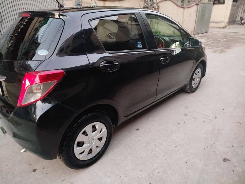 Toyota Vitz 2013 2