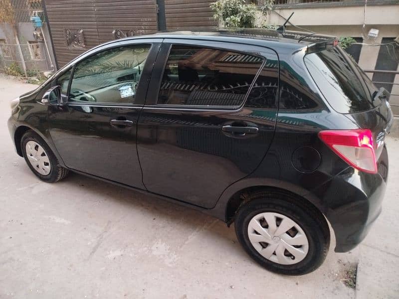 Toyota Vitz 2013 3