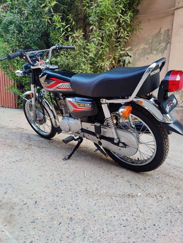 Honda CG 125 2024 3