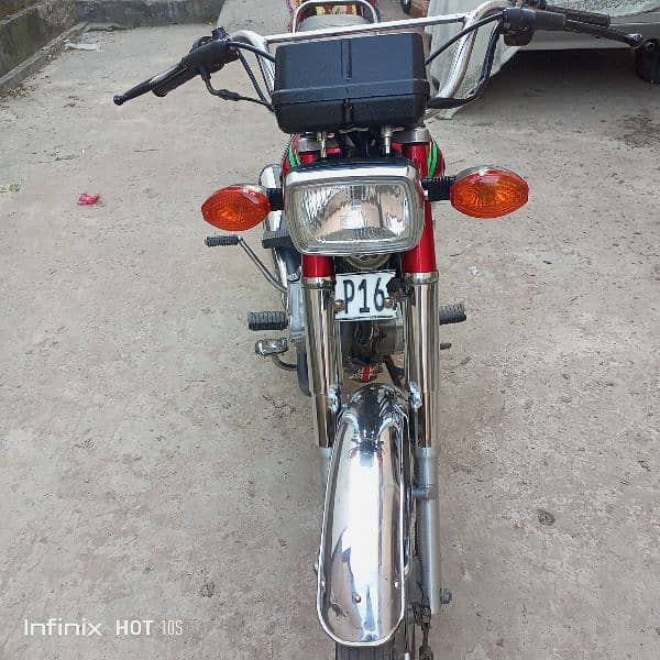 Honda 125 good condition 3