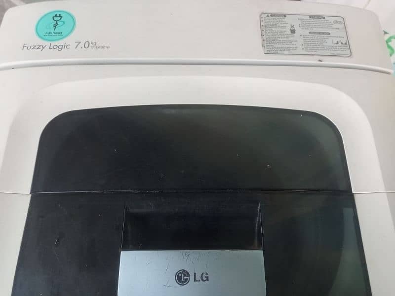 LG 7 kg automatic washing machine 2