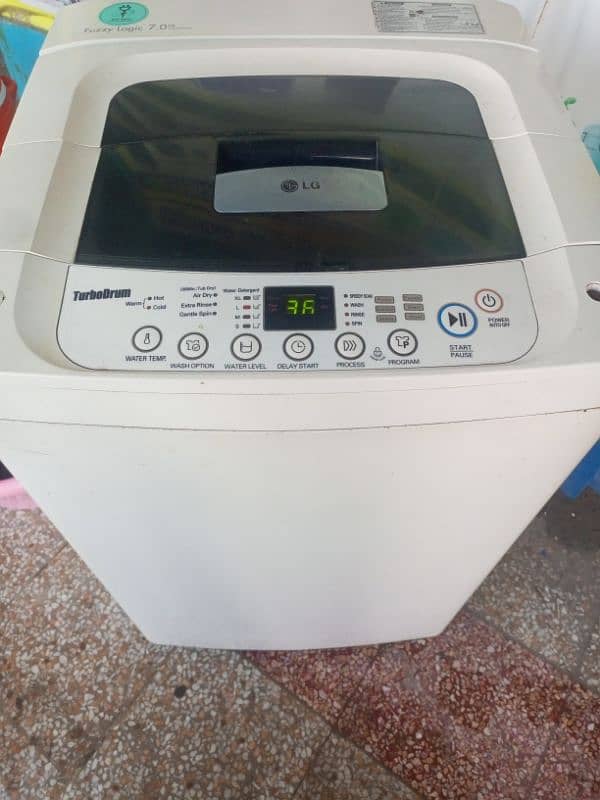 LG 7 kg automatic washing machine 3