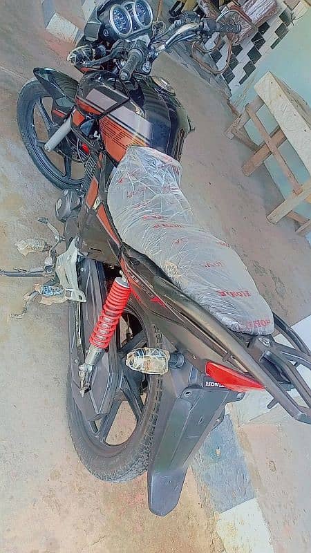 Honda 150cbF Bilkul new condition 1