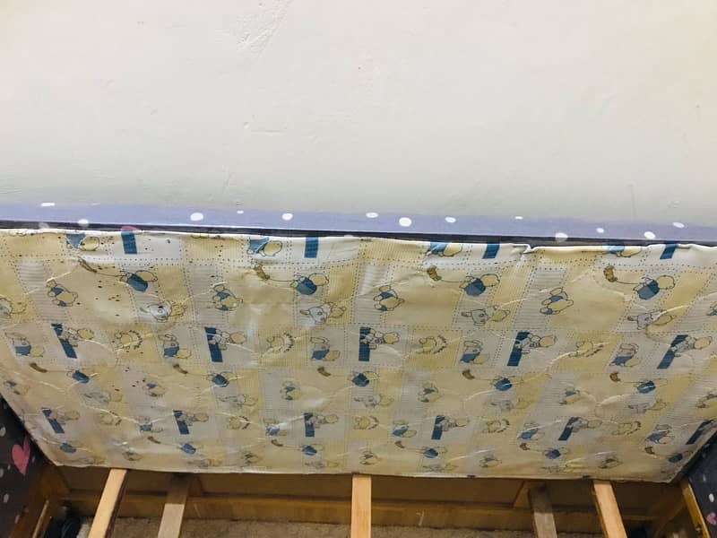 2 in 1 baby cot with swing function reinforced double sized sheet 3