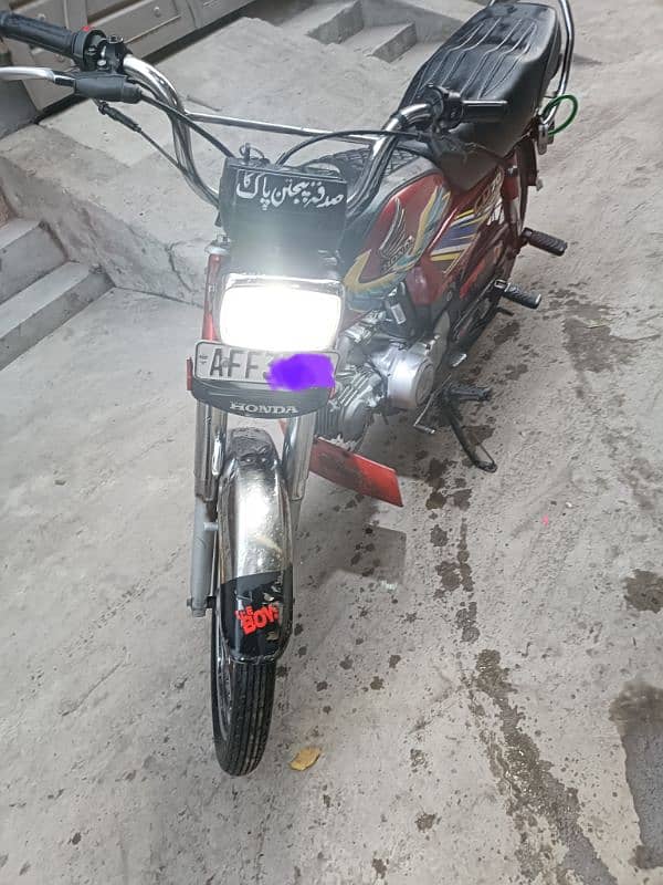 HONDA 70 IS GOOD CONDITION 2