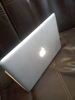 MacBook