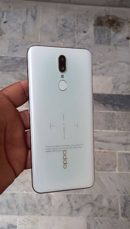 Oppo F11 1