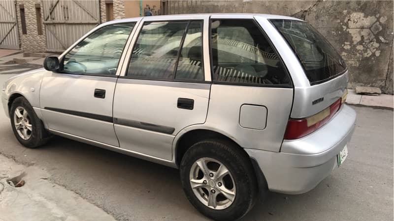 Suzuki Cultus Efi 2009 Geniune 3