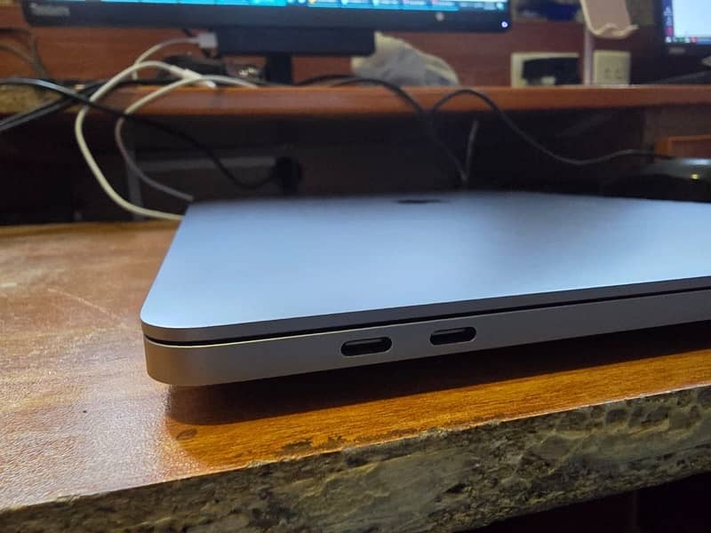 MacBook Pro 2019 - i7 - 16/512 7