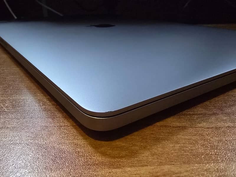 MacBook Pro 2019 - i7 - 16/512 8