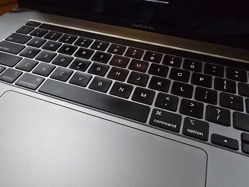 MacBook Pro 2019 - i7 - 16/512 11