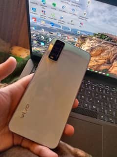 Vivo Y20 complete box 4/64