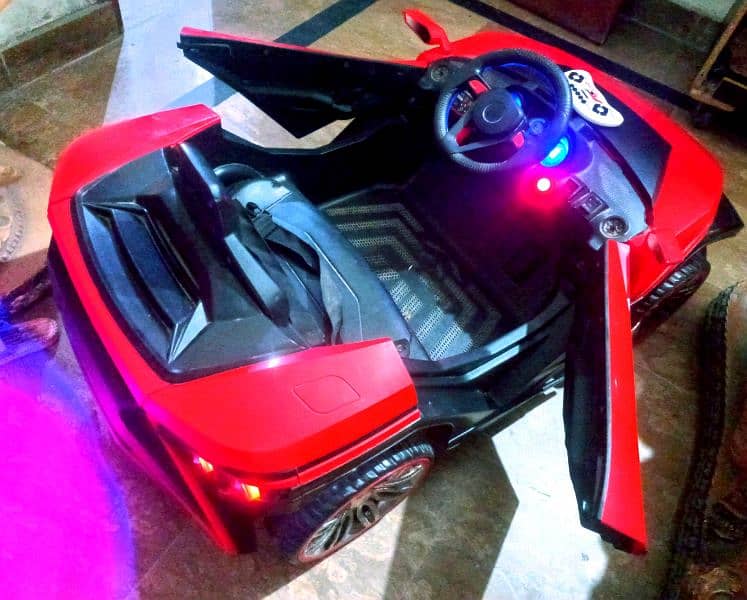 Ferrari kids imported car/music/Lights/baterry ok with remotecontrol 5