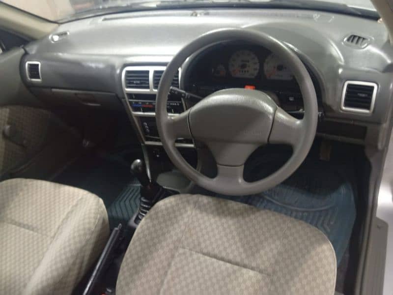 Suzuki Cultus VX 2016 2