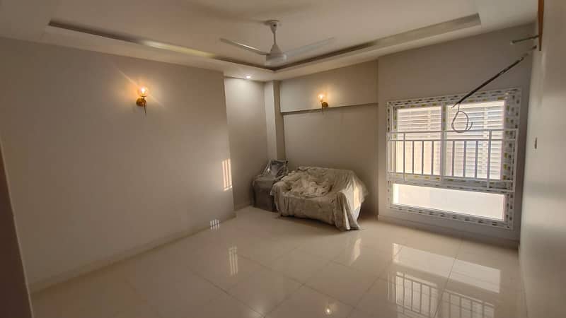 Com3 Luxury Duplex Apartment for Sale in Clifton Block 6 Karachi 2