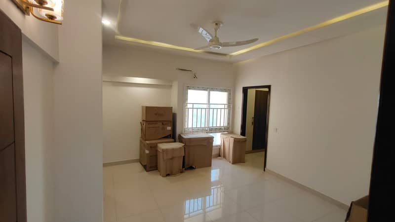 Com3 Luxury Duplex Apartment for Sale in Clifton Block 6 Karachi 15