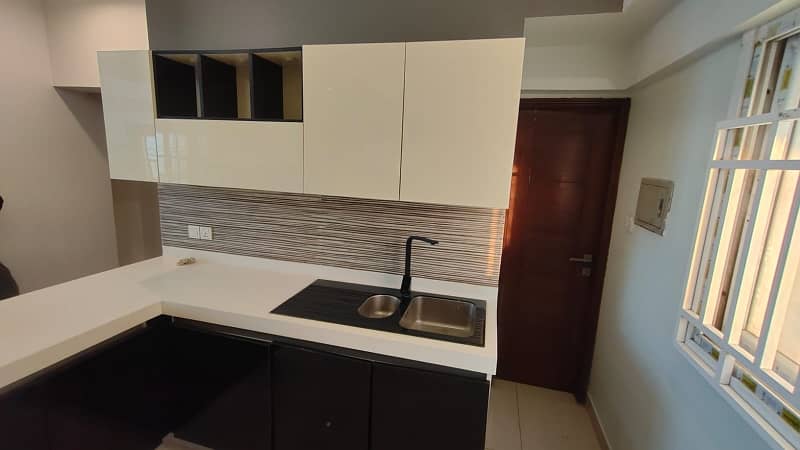 Com3 Luxury Duplex Apartment for Rent in Clifton Block 6 Karachi 22