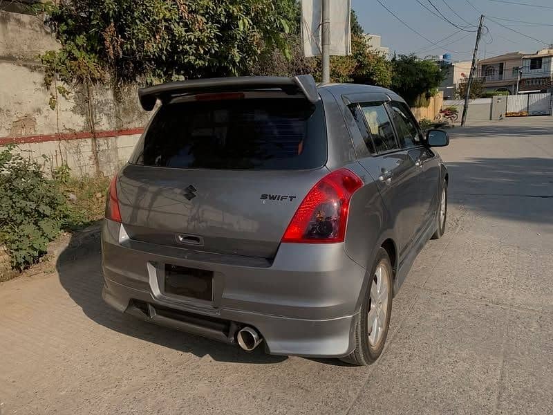 Suzuki Swift 2010 0