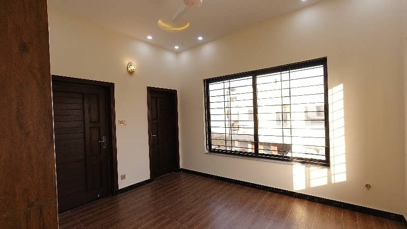 1800 Square Feet House For rent Is Available In D-12 4