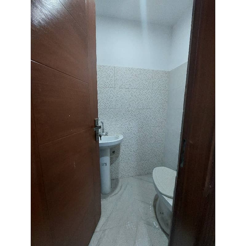 Investors Should Sale This House Located Ideally In D-12 15