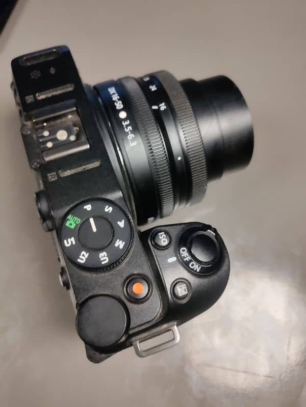 Nikon Z30 FOR SALE 10 MONTHS USED UNDER WARRENTY 0